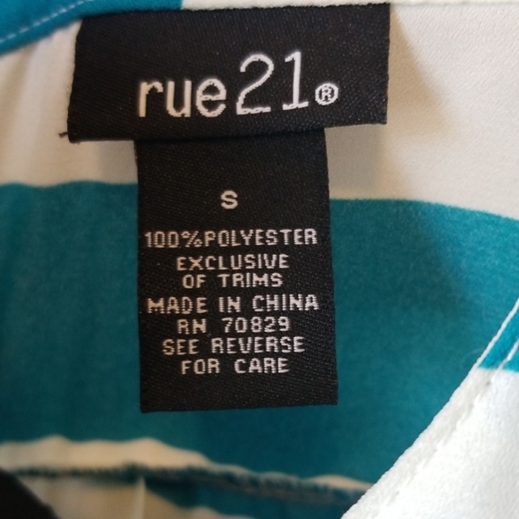 Rue21 Blue and White Striped Top - Picture 4 of 4